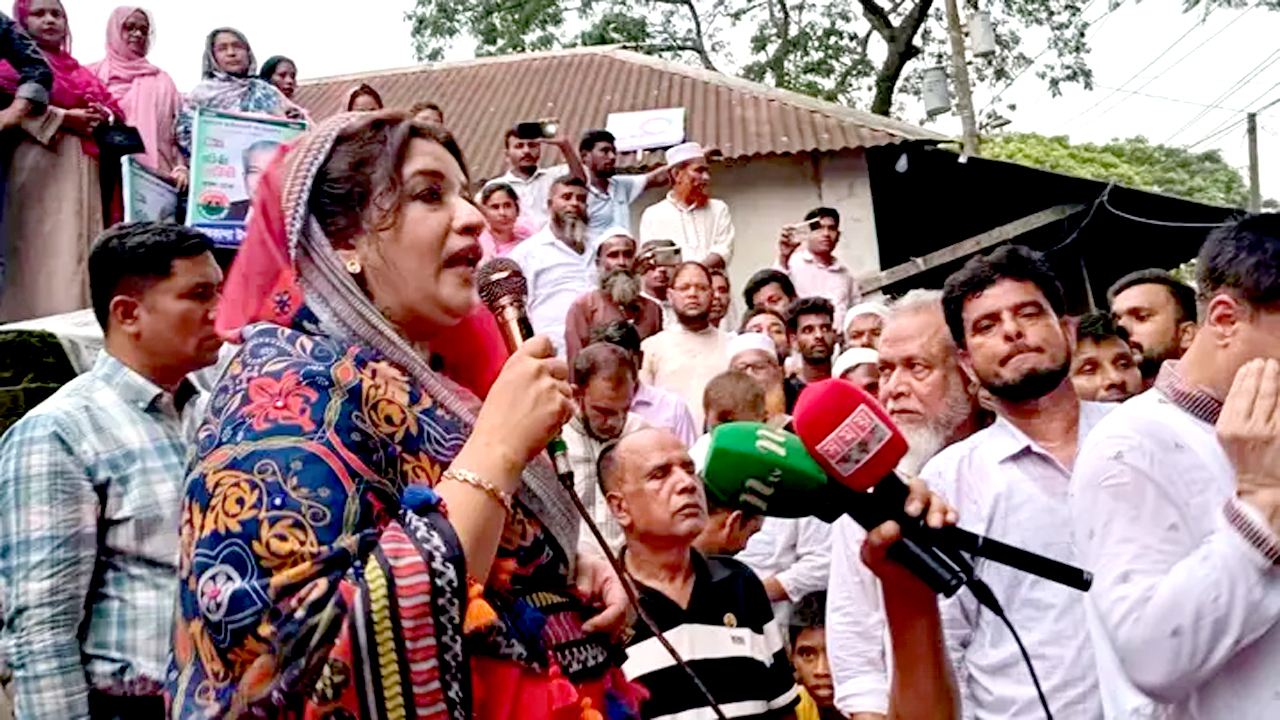 বক্তব্য রাখছেন পররাষ্ট্র প্রতিমন্ত্রী শামা ওবায়েদ ইসলাম