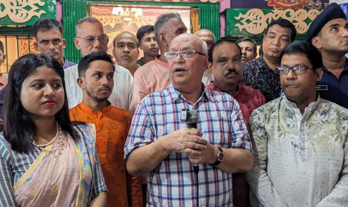 ত্রাণ উপদেষ্টা ফারুক-ই-আজম