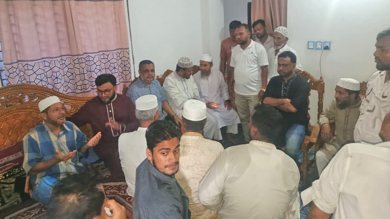 নিহত সুরাইয়ার পরিবারের সাথে সাক্ষাৎ করেন ডা. মো: ফখরুদ্দিন মানিক
