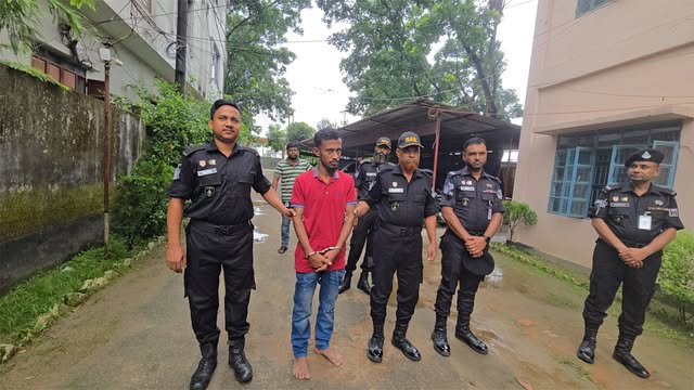 গ্রেফতার আরিফুল ইসলাম