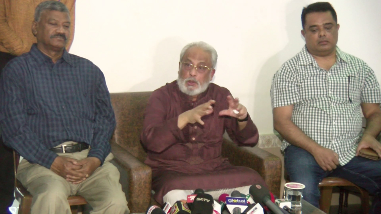 বক্তব্য রাখছেন জি এম কাদের
