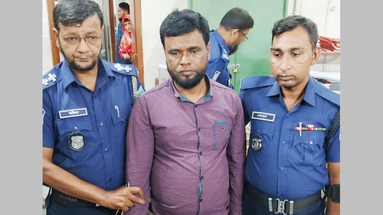 আটক দুদকের সোর্স পরিচয় দেয়া জাফরুল্লাহ