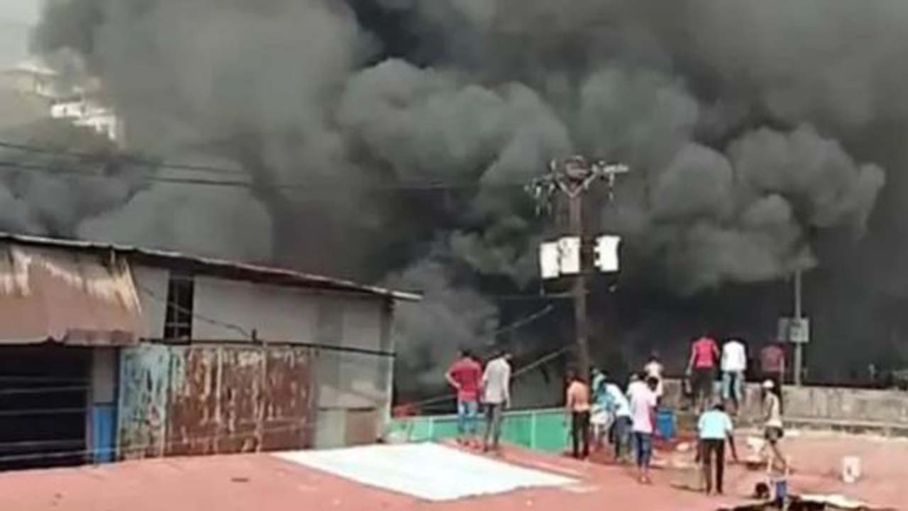 গ্যাসলাইটার কারখানায় আগুন