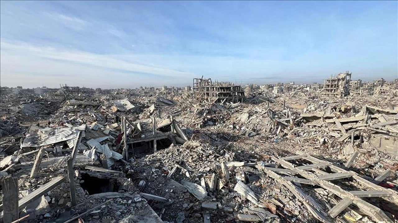 যুদ্ধবিধ্বস্ত গাজা