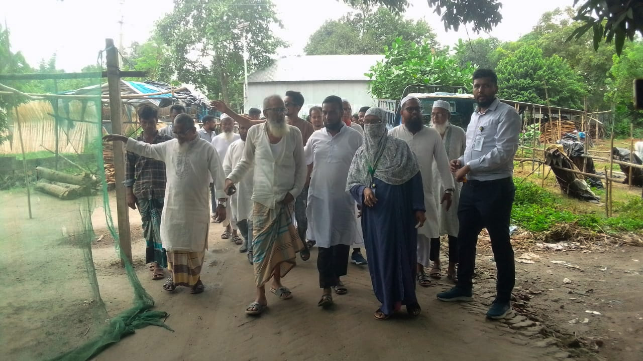 গোয়ালন্দে ভাঙনকবলিত ফেরিঘাট এলাকা পরিদর্শনে এমপি নুরুননেসা সিদ্দিকা