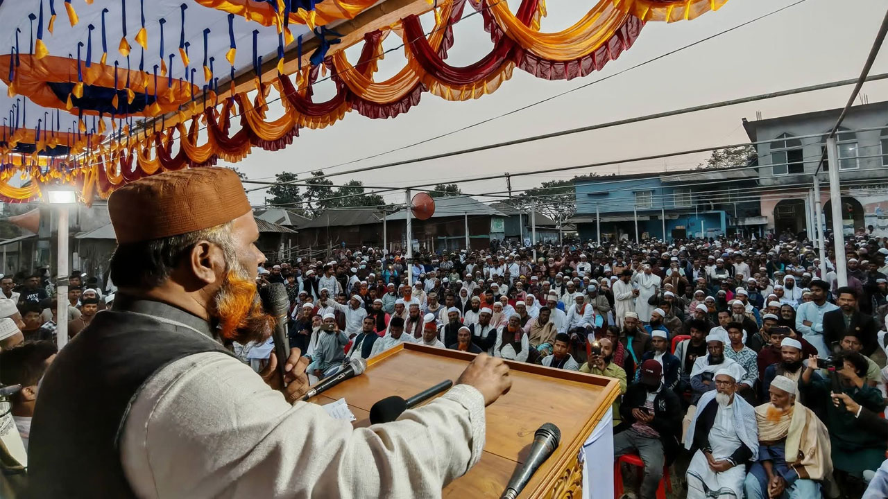 গফরগাঁওয়ে নির্বাচনী জনসভায় মাওলানা ইসমাঈল হোসেন সোহেল