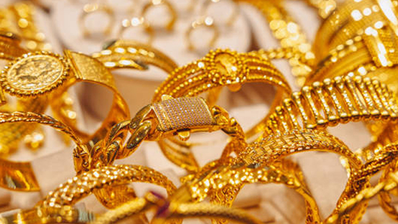 দেশে আবারো কমলো স্বর্ণের দাম