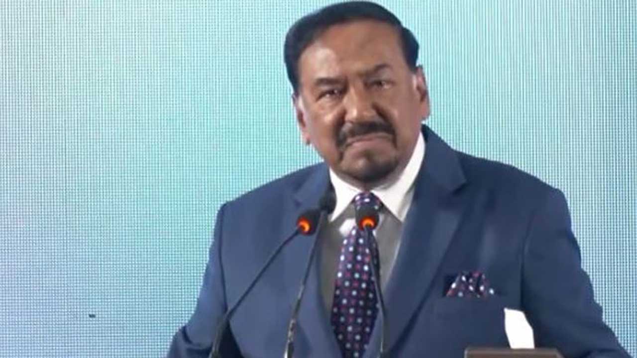 জুলাই শহীদ পরিবার ও জুলাই যোদ্ধাদের সংবর্ধনা ও আলোচনা সভায় ভারপ্রাপ্ত রাষ্ট্রপতি হাফিজ উদ্দিন আহমদ বীর বিক্রম