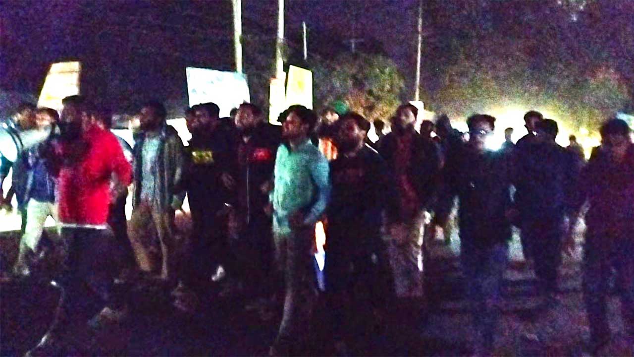 হাবিপ্রবিতে শিক্ষার্থীদের বিক্ষোভ