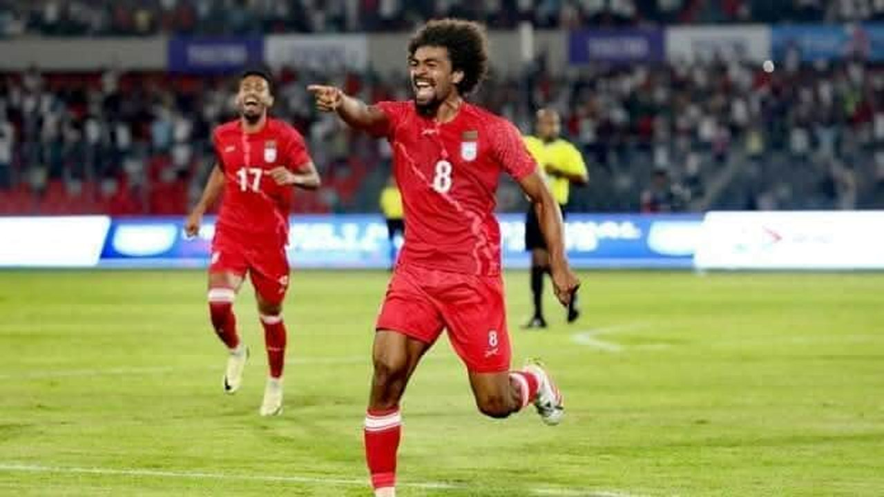 হামজা চৌধুরীর উল্লাস