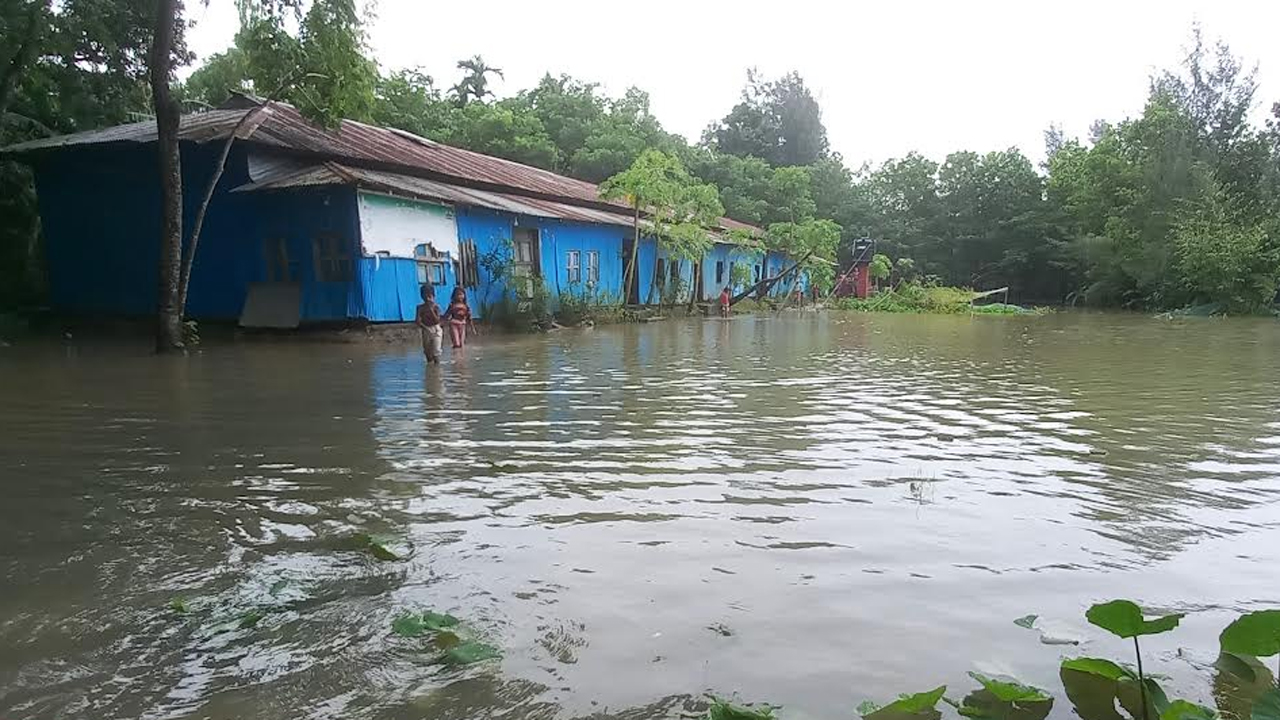 হাতিয়ার জলাবদ্ধ একটি এলাকা