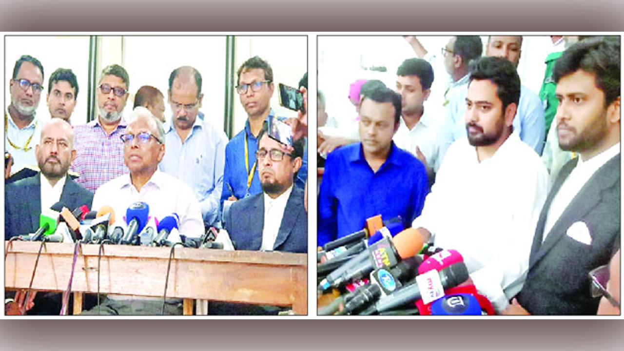 আন্তর্জাতিক অপরাধ ট্রাইব্যুনালে সাংবাদিকদের সাথে কথা বলেন মাহমুদুর রহমান (বাঁয়ে) ও নাহিদ ইসলাম