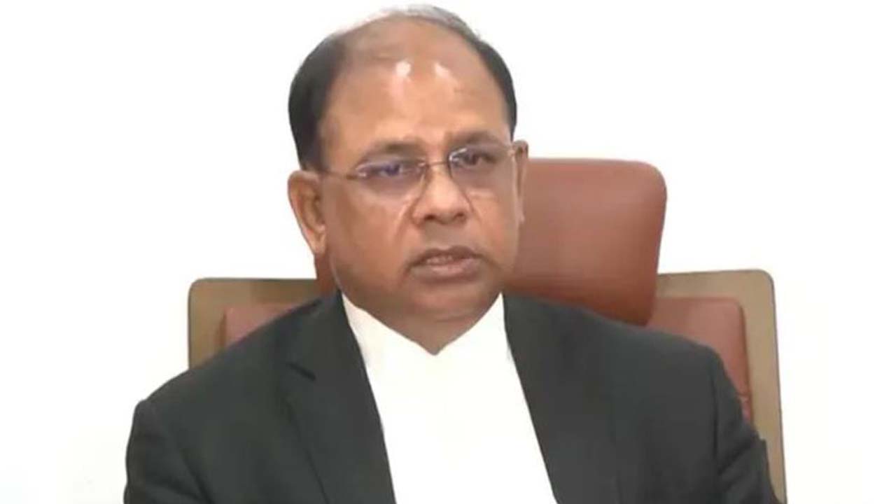 আন্তর্জাতিক অপরাধ ট্রাইব্যুনালের চিফ প্রসিকিউটর মো: আমিনুল ইসলাম