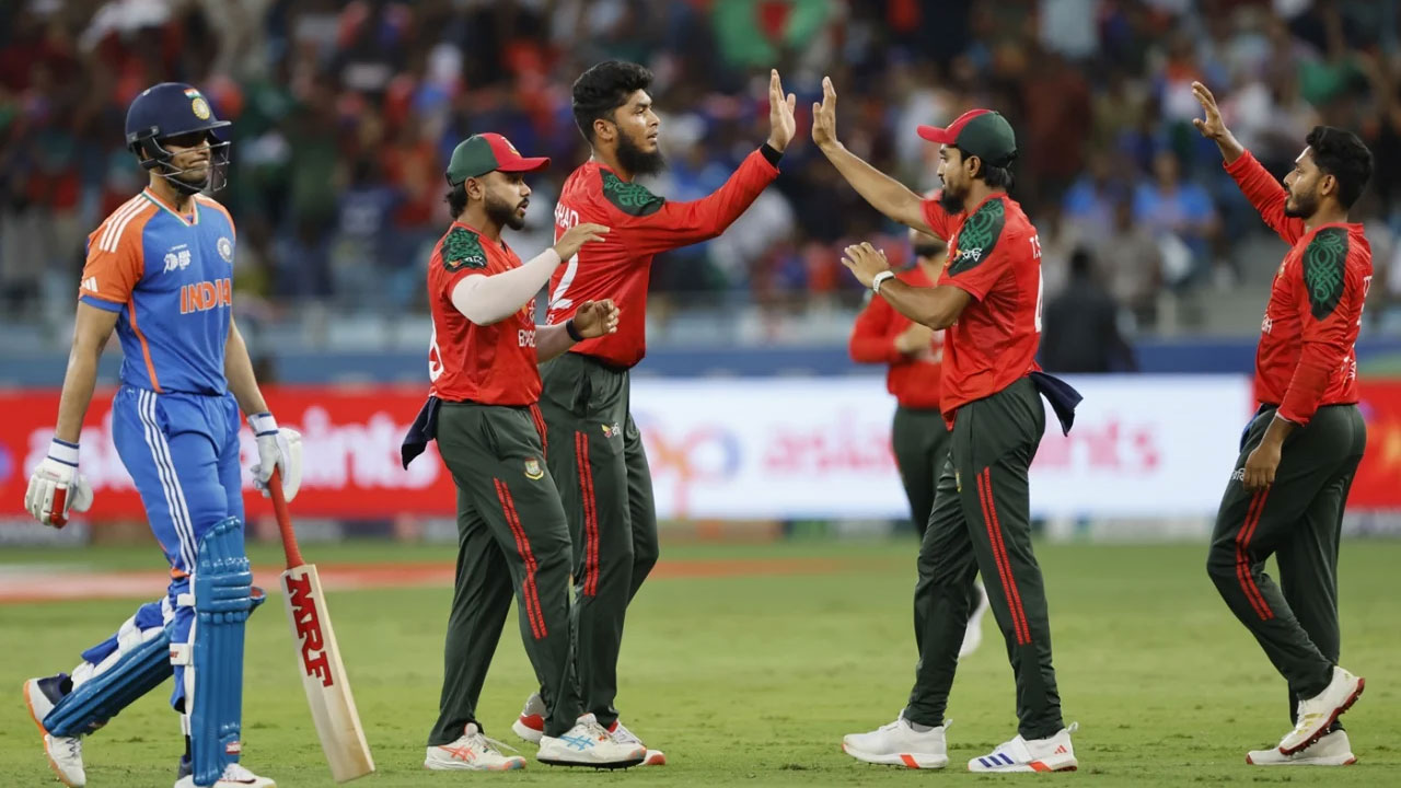 ৬৫ রানে ৩ উইকেট নেই বাংলাদেশের