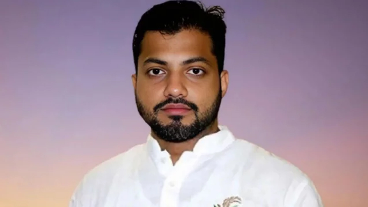ইশরাক হোসেন