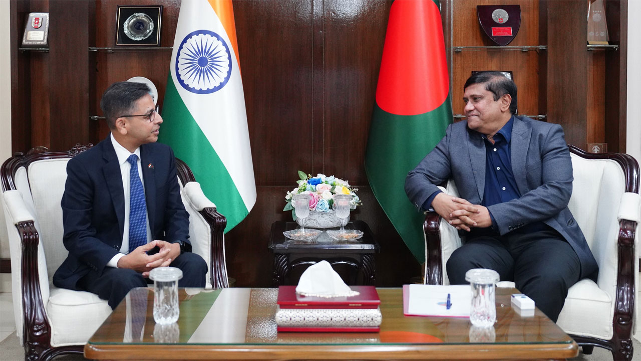 প্রতিরক্ষা উপদেষ্টার কার্যালয়ে সাক্ষাতটি অনুষ্ঠিত হয়