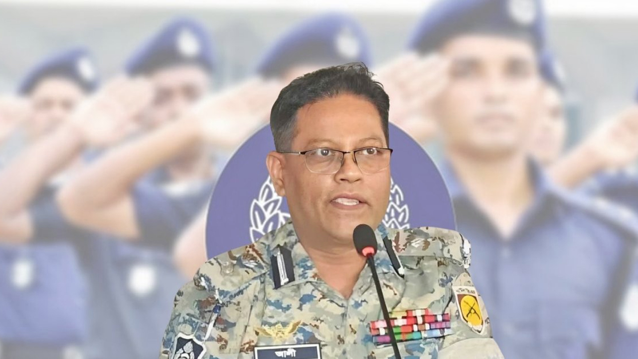 পুলিশ মহা পরিদর্শক (আইজিপি) মো: আলী হোসেন ফকির