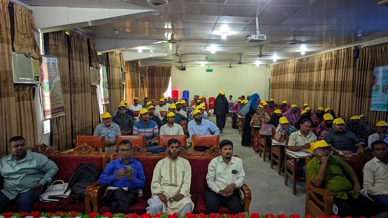 ঈশ্বরদীতে কৃষি সম্প্রসারণ অধিদফতরের পার্টনার কংগ্রেস অনুষ্ঠিত