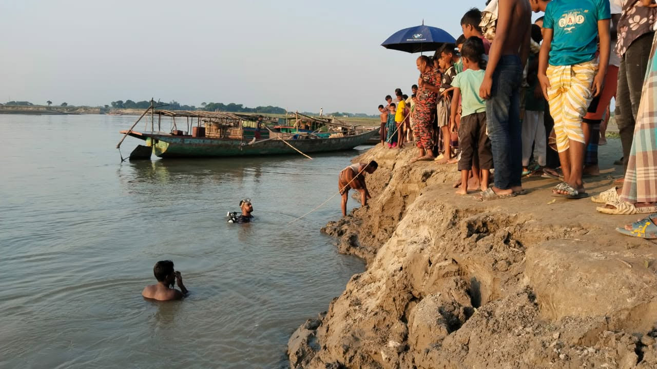 উদ্ধার তৎপরতা