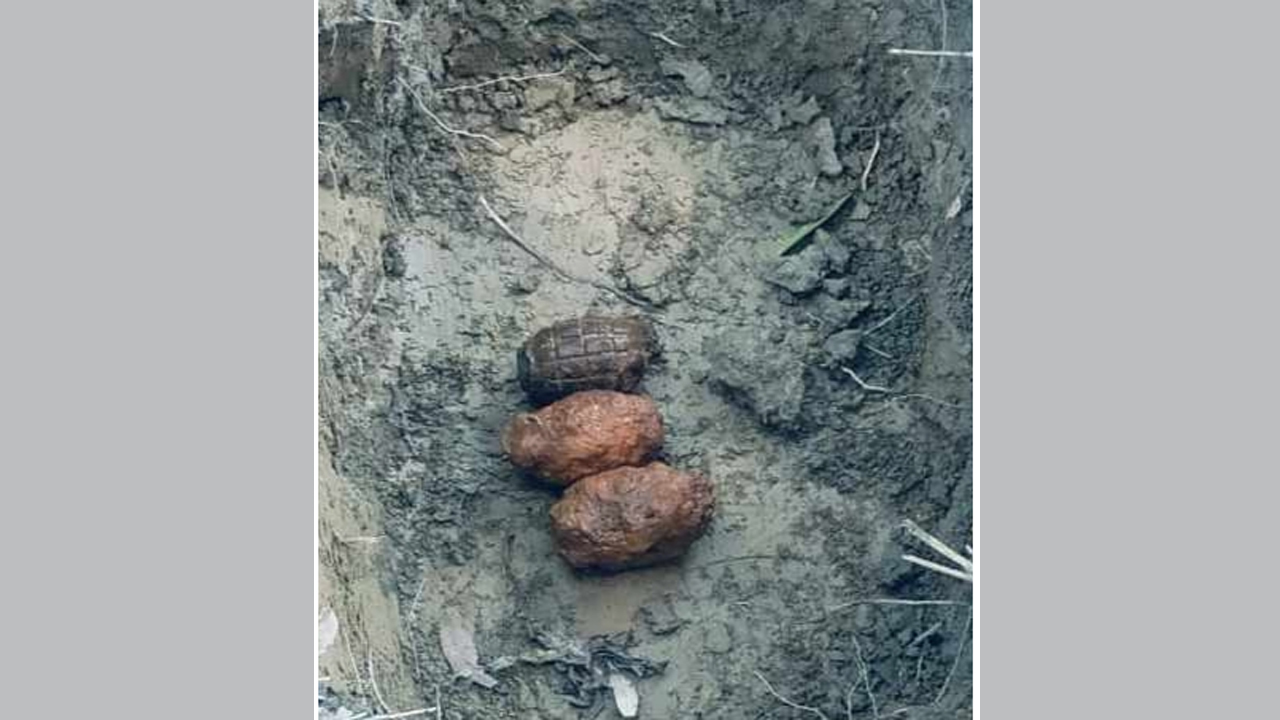 উদ্ধারকৃত তিন গ্রেনেড