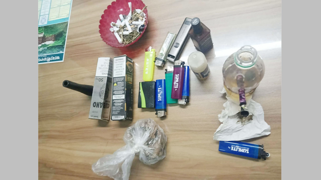 জব্দকৃত মাদক ও অন্যান্য সামগ্রী