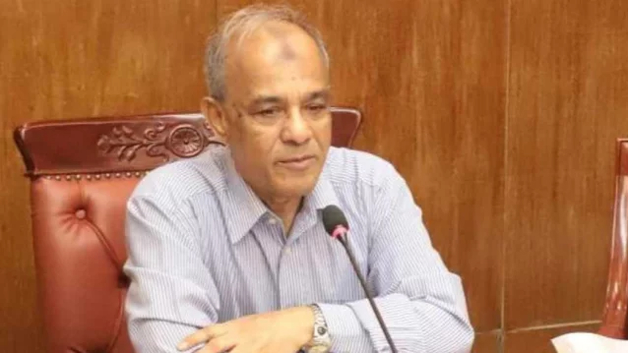 স্বরাষ্ট্র উপদেষ্টা লেফটেন্যান্ট জেনারেল (অব.) মো: জাহাঙ্গীর আলম চৌধুরী