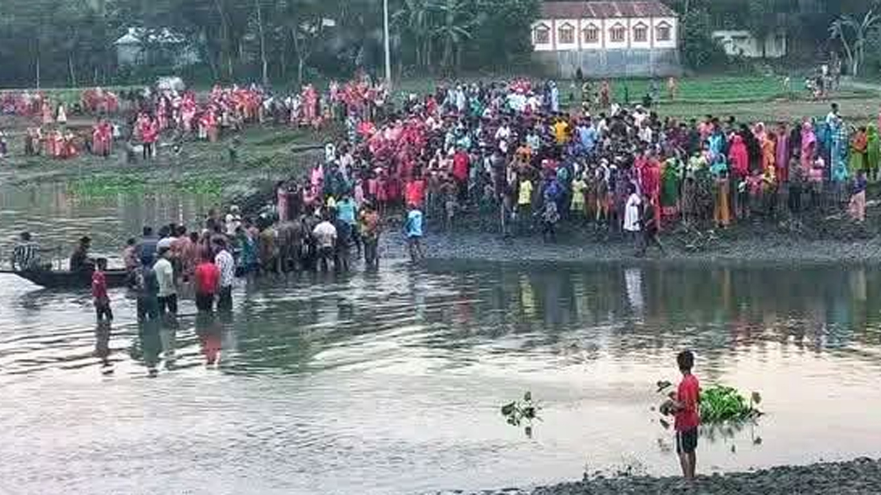 মাদারগঞ্জে নদীতে নিখোঁজ পাঁচ শিশুর সর্বশেষ বৈশাখরি লাশ উদ্ধার।