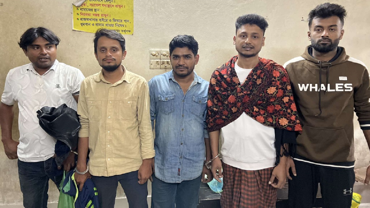 যশোরে নাশকতার পরিকল্পনার অভিযোগে আওয়ামী লীগের ৫ নেতাকর্মী আটক