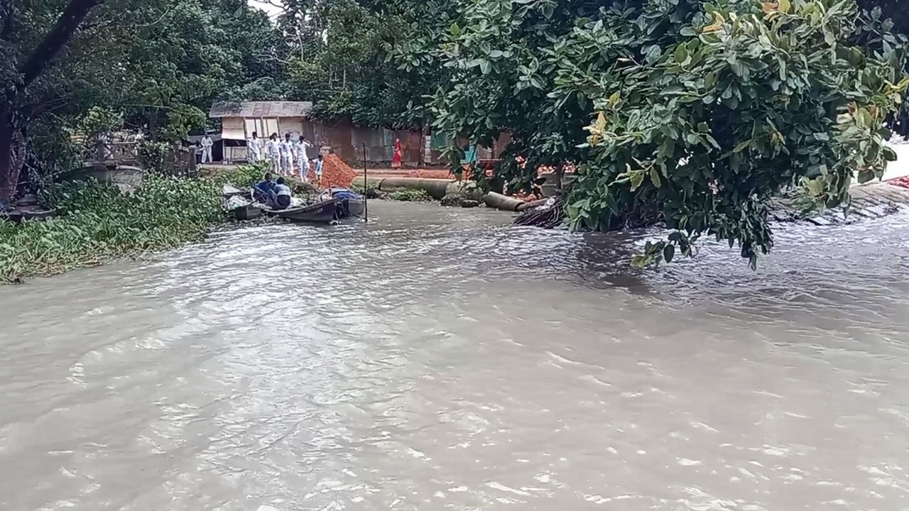 ঝালকাঠিতে নদ-নদীর পানি বৃদ্ধি, নিম্নাঞ্চল প্লাবিত