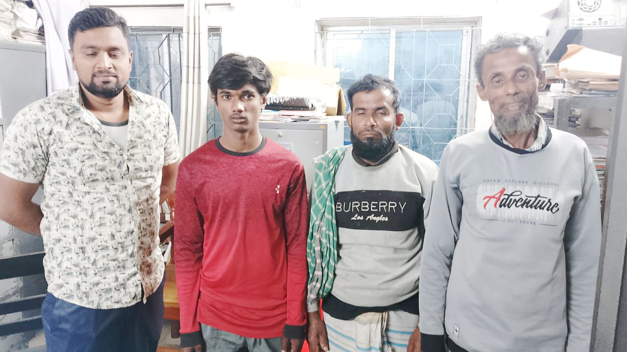 কারাদণ্ডপ্রাপ্ত জেলেরা