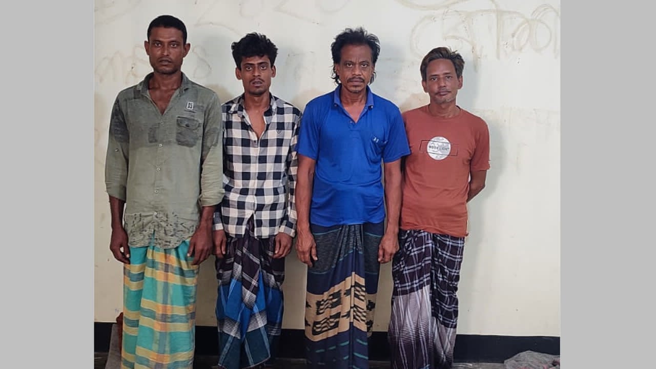 গ্রেফতার চারজন