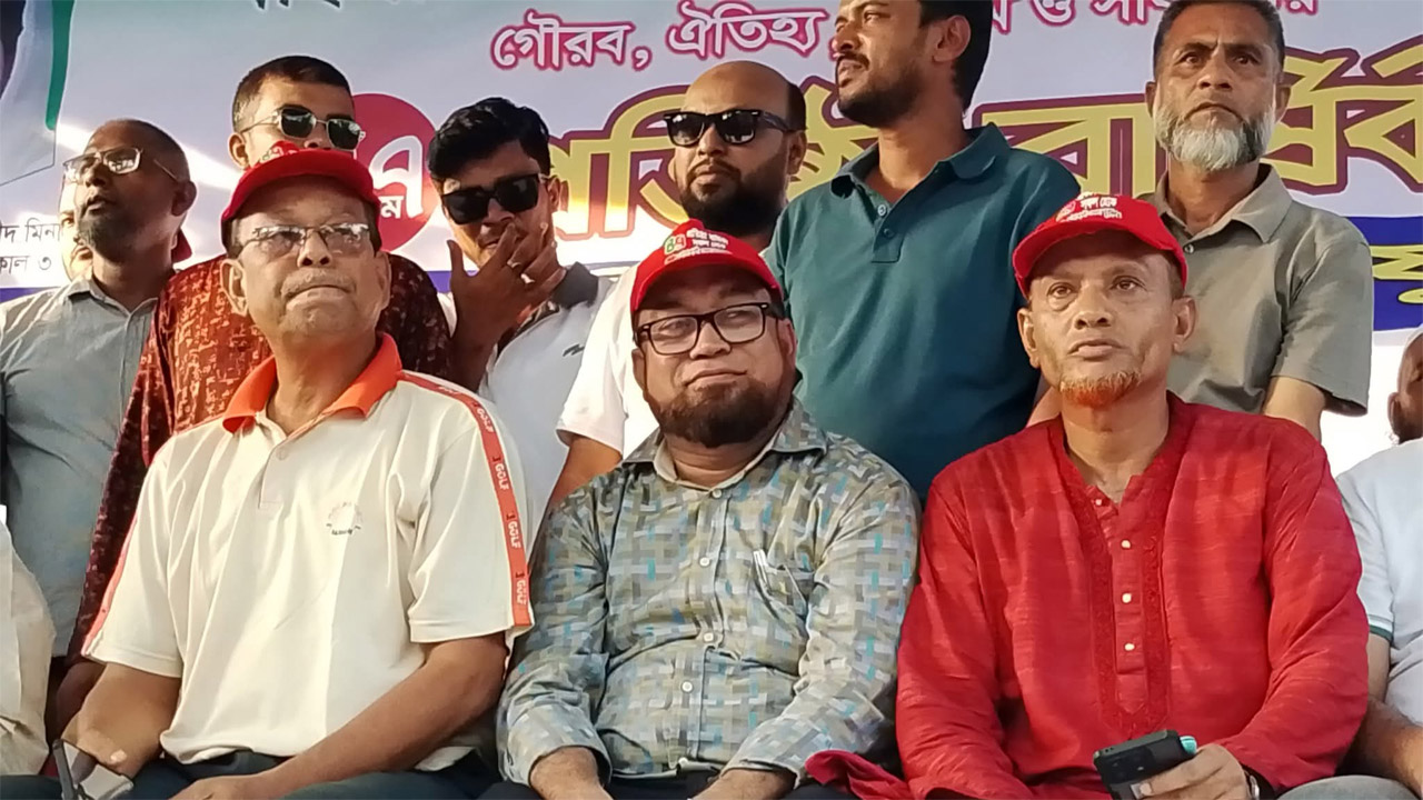 অনুষ্ঠানে যুবদলের নেতাকর্মীরা