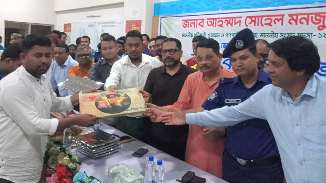 কাউখালীতে জুলাই গণঅভ্যুত্থান দিবস উপলক্ষে জুলাই যোদ্ধাদের সংবর্ধনা