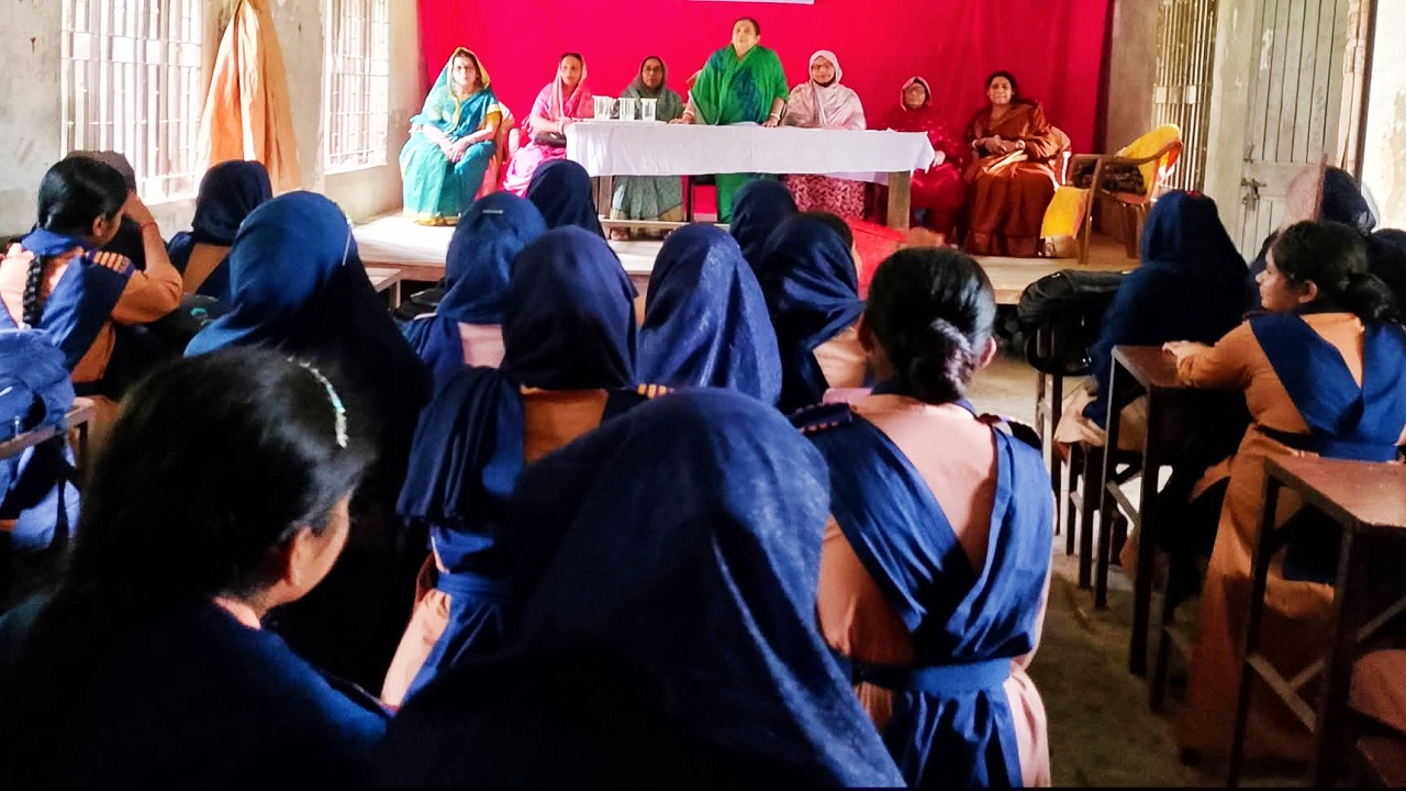 কাউখালীতে বাল্যবিয়ে প্রতিরোধে সচেতনতামূলক সভা