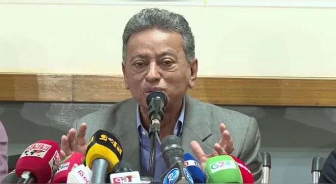 মতবিনিময় সভায় বিএনপির স্থায়ী কমিটির সদস্য আমীর খসরু মাহমুদ চৌধুরী