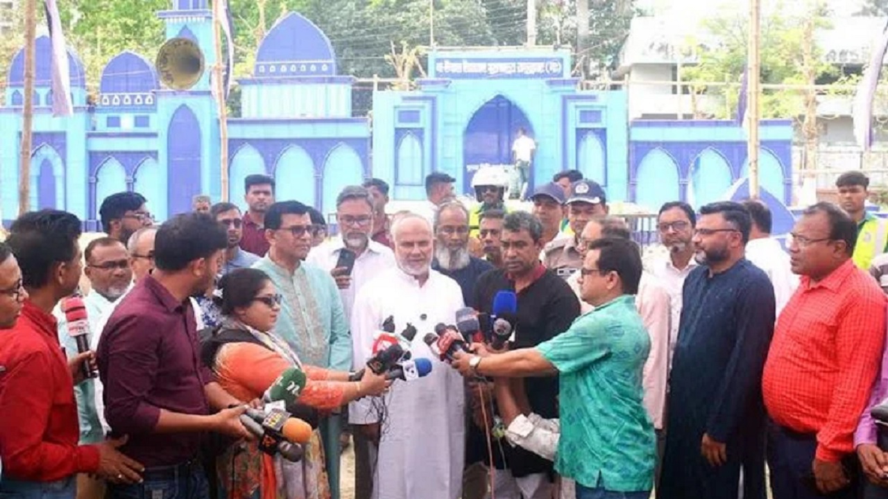 খুলনা সার্কিট হাউজ মাঠের প্রস্তুতি পরিদর্শনে কেসিসি প্রশাসক মঞ্জু
