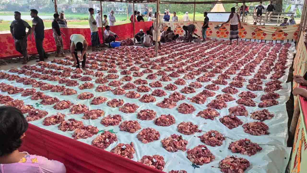 পঞ্চায়েতের মাধ্যমে ভাগ হওয়া কোরবানির গোশত