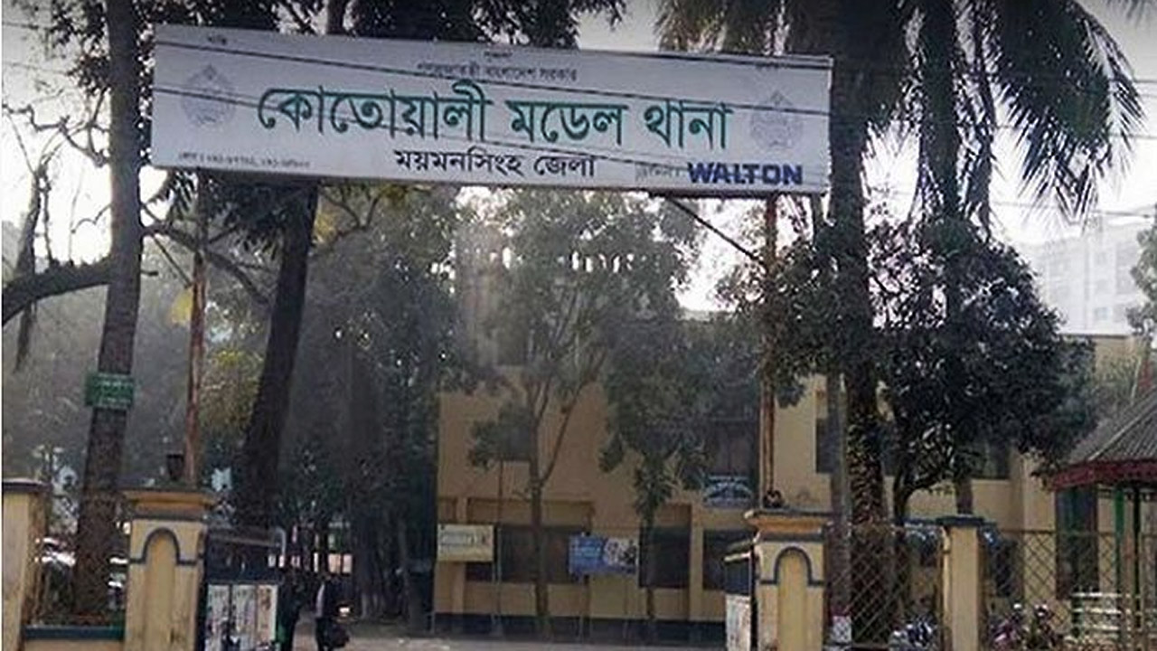 ময়মনসিংহে ফেসবুকে ‘টু–লেট’ বিজ্ঞাপন দিয়ে প্রতারণা, চক্রের দুই নারী সদস্য গ্রেফতার