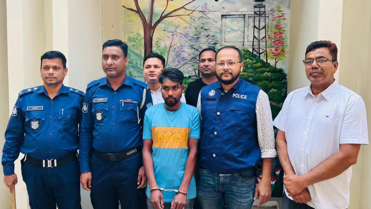 ঘাতক ছেলে বিষ্ণু প্রসাদ রিকমন
