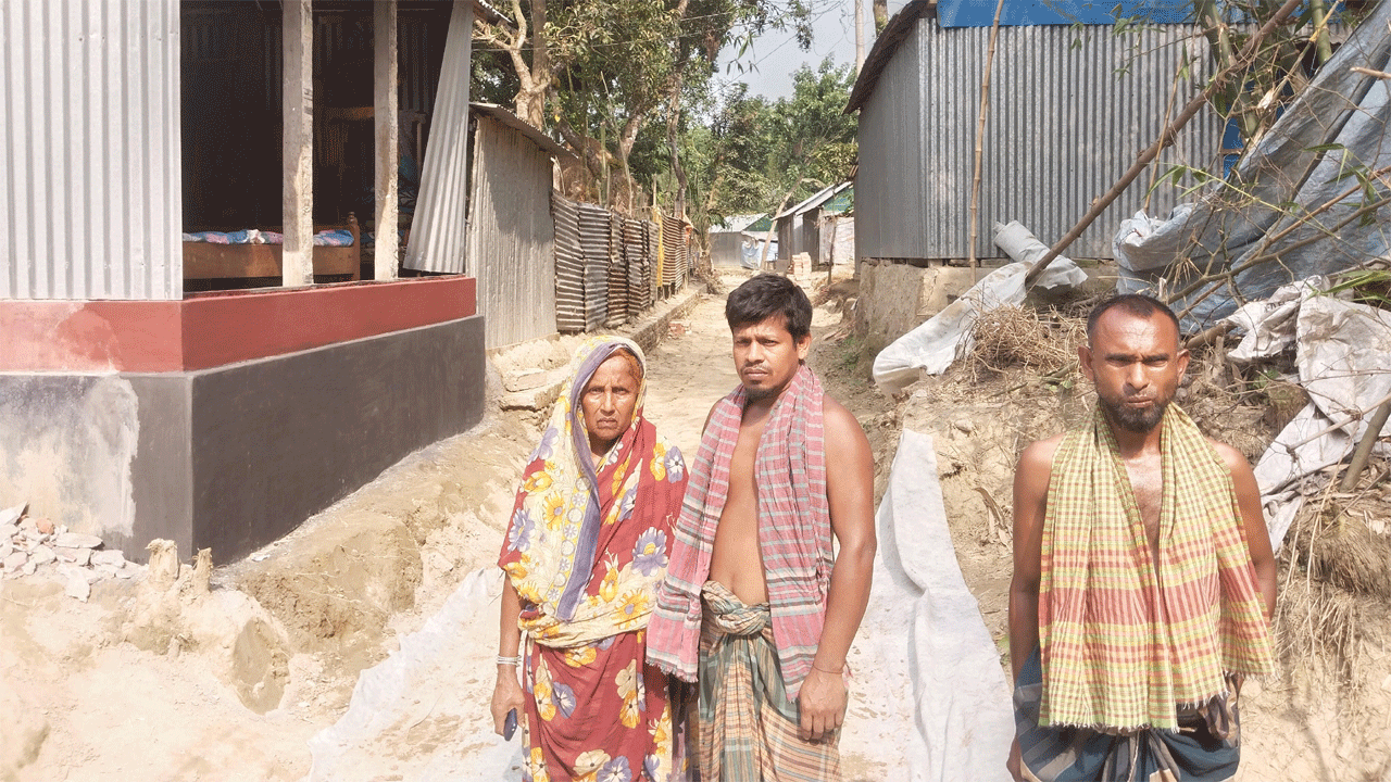 কাজ বন্ধ রাস্তা
