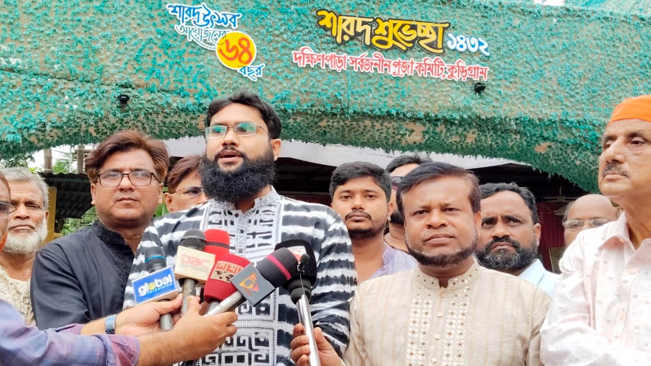 আমরা এই রাষ্ট্র চাই না, যেখানে দলের কাছে নিরাপত্তা নিতে হয় : ড. আতিক মুজাহিদ