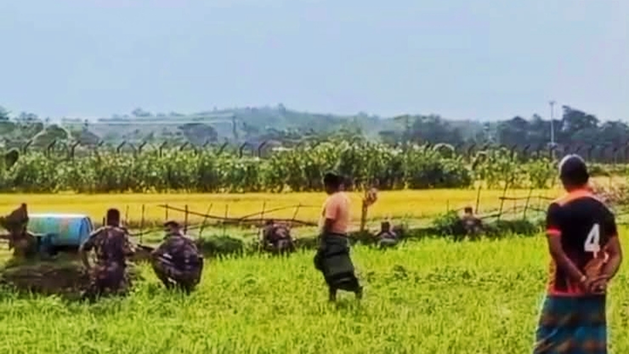 সীমান্তে পুশ ইন ঠেকাতে টহল দিচ্ছে বিজিবি সদস্যরা