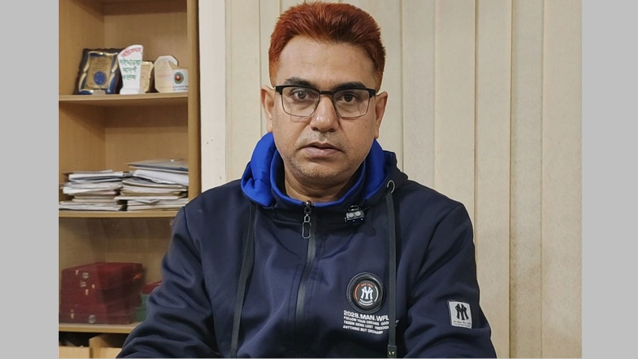 হাতীবান্ধা থানার ভারপ্রাপ্ত কর্মকর্তা (ওসি) শাহীন মোহাম্মদ আমানুল্লাহ