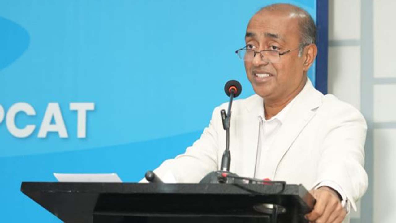 আইনমন্ত্রী মো: আসাদুজ্জামান