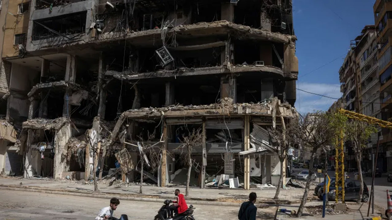 হামলায় ক্ষতিগ্রস্ত অবকাঠামো