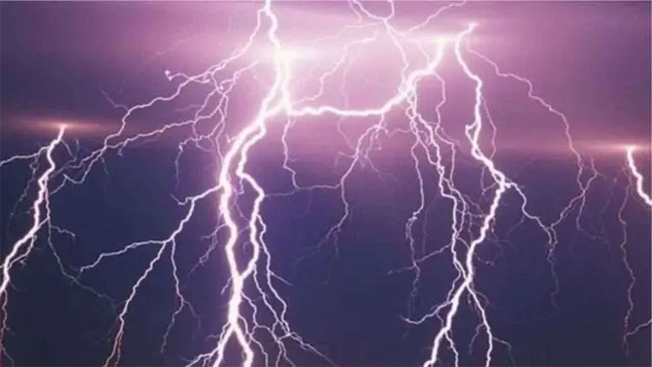 বজ্রপাত