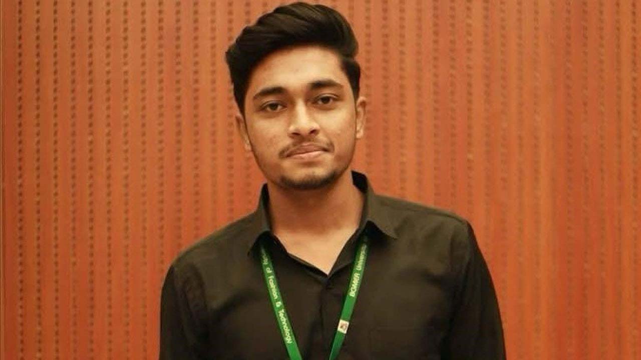 বিশ্ববিদ্যালয়শিক্ষার্থী লিশান মজুমদার