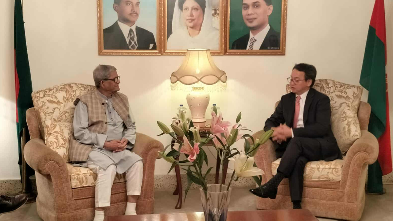 বিএনপি মহাসচিব মির্জা ফখরুল ইসলাম আলমগীর ও মঙ্গোলিয়ার অনাবাসিক রাষ্ট্রদূত গ্যানবোল্ট তামবাযা