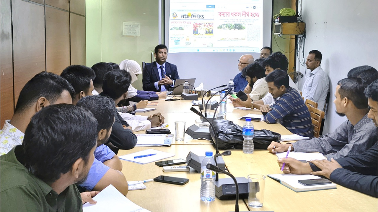 এমআরটির সাংবাদিকতা প্রশিক্ষণ কোর্সের তৃতীয় ব্যাচের ক্লাস