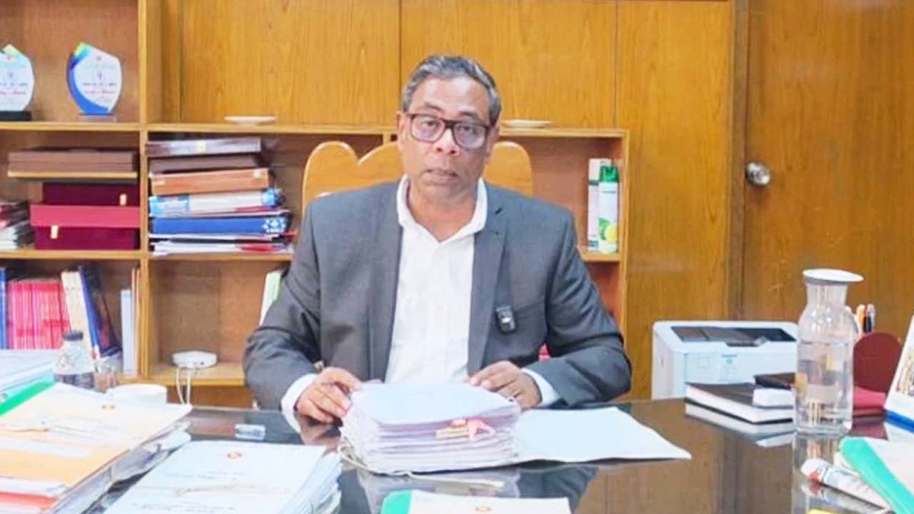 স্বাস্থ্য ও পরিবার কল্যাণ প্রতিমন্ত্রী ড. এম এ মুহিত